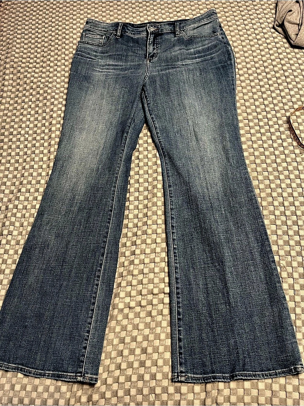 Chico's So Slimming Girlfriend Flare Jeans Blue Waist 31